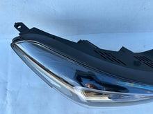 Laden Sie das Bild in den Galerie-Viewer, Frontscheinwerfer Hyundai Tucson 92102D7700 Rechts Scheinwerfer Headlight SCH7858603829ek