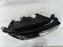 Load image into Gallery viewer, Frontscheinwerfer Skoda Octavia IV 5E4941016A Full LED Rechts Headlight SCH7863235195vt