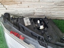 Load image into Gallery viewer, Frontscheinwerfer BMW 3 F34 8338729 8338730 Ein Satz Scheinwerfer Headlight SCH7864522067zg