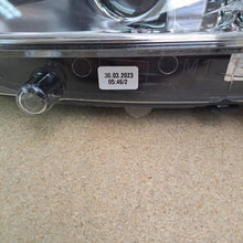 Load image into Gallery viewer, Frontscheinwerfer Peugeot 208 I 89907270 Links Scheinwerfer Headlight SCH7865124472jz