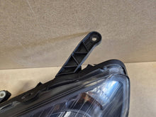 Load image into Gallery viewer, Frontscheinwerfer Chevrolet Zafira B 13252472 Links Scheinwerfer Headlight SCH7866026745af