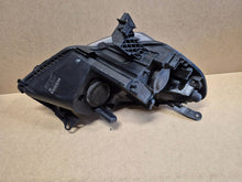 Load image into Gallery viewer, Frontscheinwerfer Chevrolet Zafira B 13252472 Links Scheinwerfer Headlight SCH7866026745af