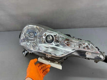 Laden Sie das Bild in den Galerie-Viewer, Frontscheinwerfer Citroën C-Crosser 103419012029 Xenon Rechts Headlight SCH7867184006wr