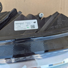 Laden Sie das Bild in den Galerie-Viewer, Frontscheinwerfer Dacia Sandero III 260607161R 260106343R LED Rechts oder Links SCH7868174851vp