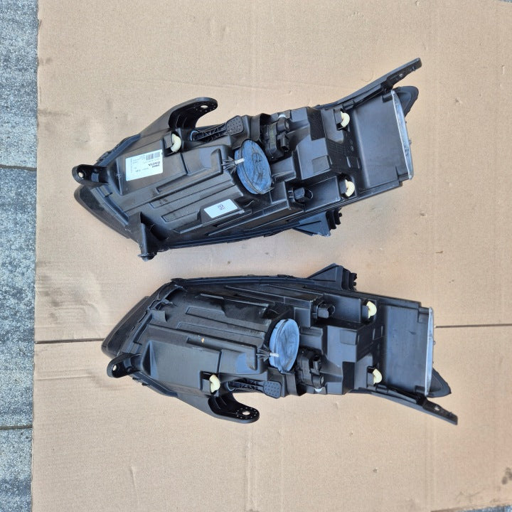 Frontscheinwerfer Dacia Sandero III 260607161R 260106343R LED Rechts oder Links SCH7868174851vp