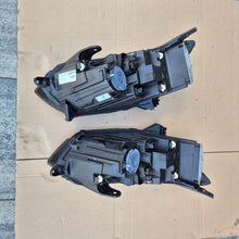 Laden Sie das Bild in den Galerie-Viewer, Frontscheinwerfer Dacia Sandero III 260607161R 260106343R LED Rechts oder Links SCH7868174851vp