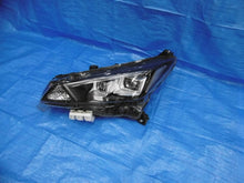 Laden Sie das Bild in den Galerie-Viewer, Frontscheinwerfer Nissan I 26060-5SH5 Links Scheinwerfer Headlight SCH7896702240db