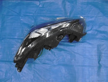 Laden Sie das Bild in den Galerie-Viewer, Frontscheinwerfer Nissan I 26060-5SH5 Links Scheinwerfer Headlight SCH7896702240db