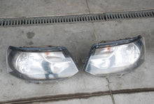 Laden Sie das Bild in den Galerie-Viewer, Frontscheinwerfer VW T5 7E1941016D Ein Stück (Rechts oder Links) Headlight SCH7903620227nu