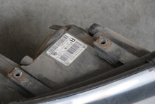 Laden Sie das Bild in den Galerie-Viewer, Frontscheinwerfer VW T5 7E1941016D Ein Stück (Rechts oder Links) Headlight SCH7903620227nu