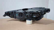 Laden Sie das Bild in den Galerie-Viewer, Frontscheinwerfer Audi A3 8Y0941012 LED Rechts Scheinwerfer Headlight SCH7906053455lm
