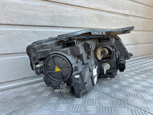 Load image into Gallery viewer, Frontscheinwerfer VW Caddy 1T1941751H Links Scheinwerfer Headlight SCH7920393334gv