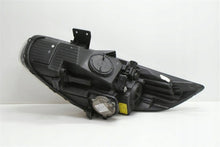 Load image into Gallery viewer, Frontscheinwerfer Kia Carens IV 92102-A4 Xenon Rechts Scheinwerfer Headlight SCH7925898741xm