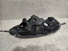 Load image into Gallery viewer, Frontscheinwerfer Toyota Proace 9808237480 Rechts Scheinwerfer Headlight SCH7929262190rg