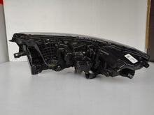 Load image into Gallery viewer, Frontscheinwerfer Ford LJ8B-13E014-EF Rechts Scheinwerfer Headlight SCH7933435790ga