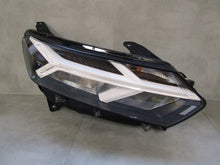 Laden Sie das Bild in den Galerie-Viewer, Frontscheinwerfer Dacia Sandero III Logan Jogger 260107920R LED Rechts Headlight SCH7940018617eh