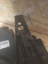 Laden Sie das Bild in den Galerie-Viewer, Frontscheinwerfer Jeep Grand Cherokee Wk2 323524 Xenon Rechts Headlight SCH7946743815hb