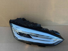 Laden Sie das Bild in den Galerie-Viewer, Frontscheinwerfer Audi A5 8W6941006C Rechts Scheinwerfer Headlight SCH7948898881tp