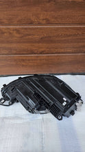 Load image into Gallery viewer, Frontscheinwerfer VW Passat 3J1941035 Links Scheinwerfer Headlight SCH7957523983yo