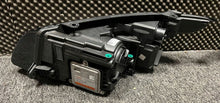 Laden Sie das Bild in den Galerie-Viewer, Frontscheinwerfer Land Rover Evoque BJ3213W029EE Ein Stück (Rechts oder Links) SCH7958273662lo