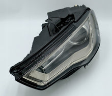Laden Sie das Bild in den Galerie-Viewer, Frontscheinwerfer Audi A3 8V0941005C Links Scheinwerfer Headlight SCH7961180003oc