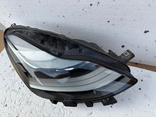 Laden Sie das Bild in den Galerie-Viewer, Frontscheinwerfer Tesla 3 151495300D Rechts Scheinwerfer Headlight SCH7962948256dd