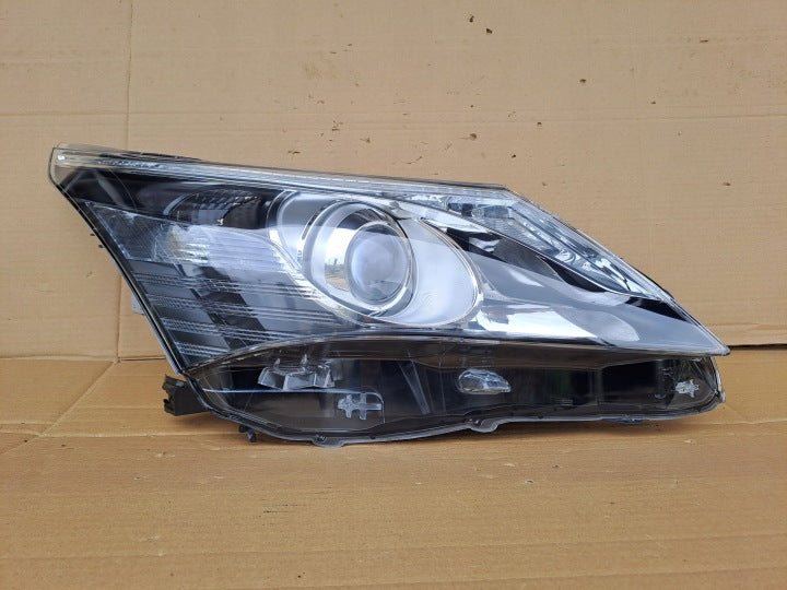 Frontscheinwerfer Toyota Avensis 10000-18825 Rechts Scheinwerfer Headlight SCH7977182261yi
