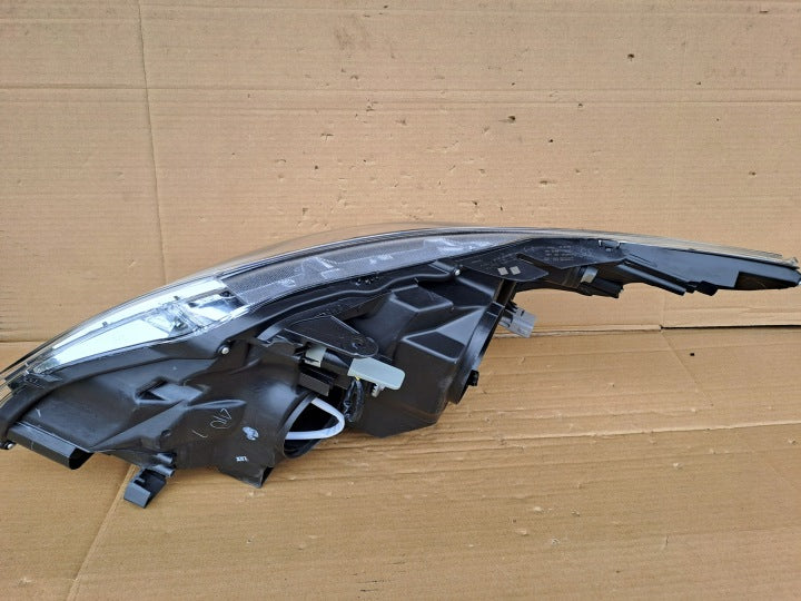 Frontscheinwerfer Toyota Avensis 10000-18825 Rechts Scheinwerfer Headlight SCH7977182261yi