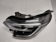 Laden Sie das Bild in den Galerie-Viewer, Frontscheinwerfer Renault Captur II 260600666R Links Scheinwerfer Headlight SCH7978335259xe