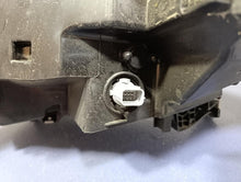 Laden Sie das Bild in den Galerie-Viewer, Frontscheinwerfer Honda Cr-V V A-1025704- W3912 Rechts Scheinwerfer Headlight SCH7987651548du