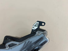 Laden Sie das Bild in den Galerie-Viewer, Frontscheinwerfer Toyota 4 Yaris K0-8EU Full LED Rechts Scheinwerfer Headlight SCH7988083412vp