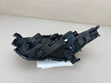 Laden Sie das Bild in den Galerie-Viewer, Frontscheinwerfer Toyota 4 Yaris K0-8EU Full LED Rechts Scheinwerfer Headlight SCH7988083412vp