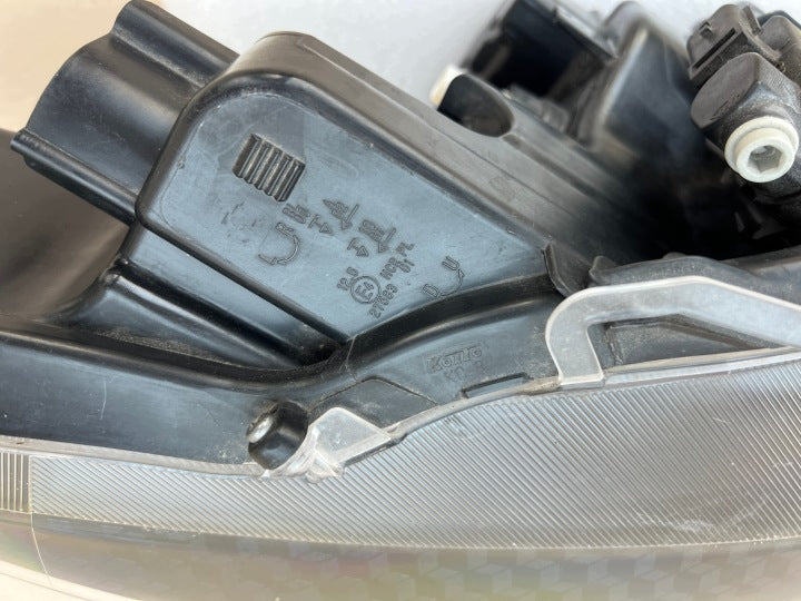 Frontscheinwerfer Toyota 4 Yaris K0-8EU Full LED Rechts Scheinwerfer Headlight SCH7988083412vp