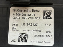Laden Sie das Bild in den Galerie-Viewer, Frontscheinwerfer Mercedes-Benz W206 A2069068204 LED Rechts Headlight SCH7988925537jn