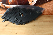 Laden Sie das Bild in den Galerie-Viewer, Frontscheinwerfer Volvo V40 31420008 Rechts Scheinwerfer Headlight SCH7993357083ei