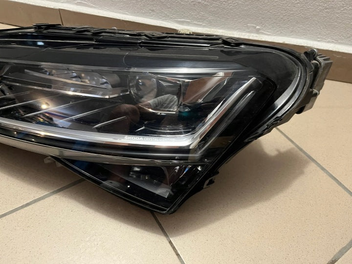 Frontscheinwerfer Skoda Superb III 3V1941015D Links Scheinwerfer Headlight SCH7998076355td