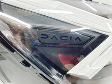 Laden Sie das Bild in den Galerie-Viewer, Frontscheinwerfer Dacia Sandero III Jogger 260107978 Full LED Rechts Headlight SCH7999522257uh