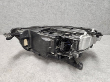 Laden Sie das Bild in den Galerie-Viewer, Frontscheinwerfer VW T-Roc 2GA941036 LED Rechts Scheinwerfer Headlight SCH8001814070ja