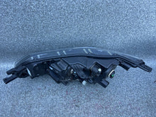 Laden Sie das Bild in den Galerie-Viewer, Frontscheinwerfer Nissan Qashqai I J11 100-19009 Rechts Scheinwerfer Headlight SCH8006639013no