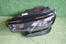 Laden Sie das Bild in den Galerie-Viewer, Frontscheinwerfer Skoda Karoq 57B941035 Links Scheinwerfer Headlight SCH8008687876jk
