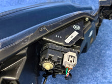 Laden Sie das Bild in den Galerie-Viewer, Frontscheinwerfer Mazda 2 D43N-51040 LED Links Scheinwerfer Headlight SCH8009096987af