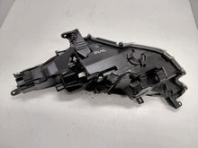 Laden Sie das Bild in den Galerie-Viewer, Frontscheinwerfer Toyota Yaris K0-8EU Rechts Scheinwerfer Headlight SCH8009812174lb