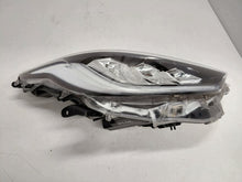 Laden Sie das Bild in den Galerie-Viewer, Frontscheinwerfer Toyota Yaris K0-8EU Rechts Scheinwerfer Headlight SCH8009812174lb