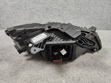 Laden Sie das Bild in den Galerie-Viewer, Frontscheinwerfer Peugeot 308 III 98491165 LED Links Scheinwerfer Headlight SCH8016080602iz