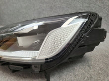 Laden Sie das Bild in den Galerie-Viewer, Frontscheinwerfer Audi A4 B9 8W0941035E LED Links Scheinwerfer Headlight SCH8021028110kq