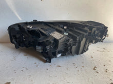 Laden Sie das Bild in den Galerie-Viewer, Frontscheinwerfer BMW 2 Active Tourer U06 5A42248-05 LED Rechts Headlight SCH8024933135gg