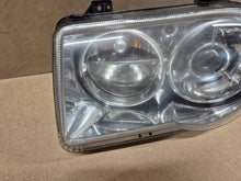 Load image into Gallery viewer, Frontscheinwerfer Chrysler 300c 04805761AG Xenon Links Scheinwerfer Headlight SCH8025174458ad