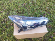 Load image into Gallery viewer, Frontscheinwerfer Nissan Micra I K14 26010-5FA2B LED Rechts Headlight SCH8028739709oh