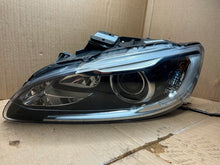 Load image into Gallery viewer, Frontscheinwerfer Volvo V60 I S60 3140253 Links Scheinwerfer Headlight SCH8028897437ta