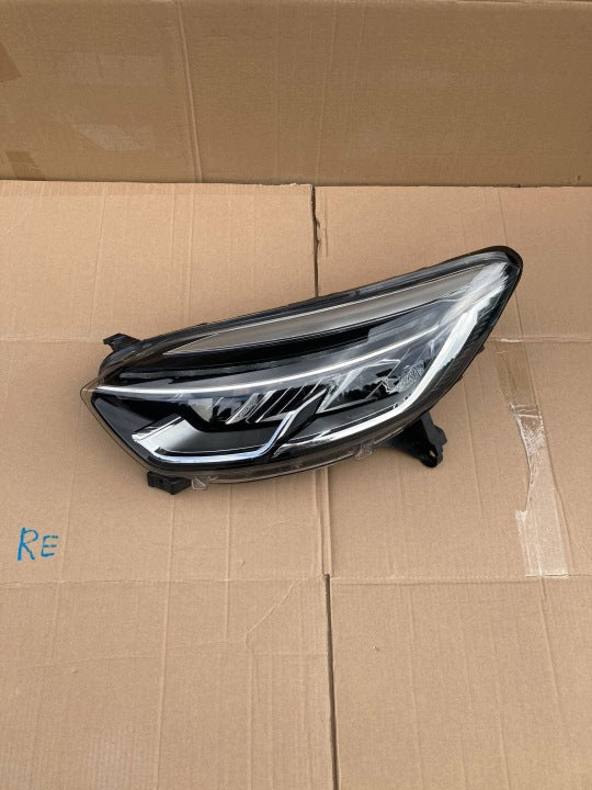 Frontscheinwerfer Renault Captur I 01297705 260606152R Links Headlight SCH8030815790pb